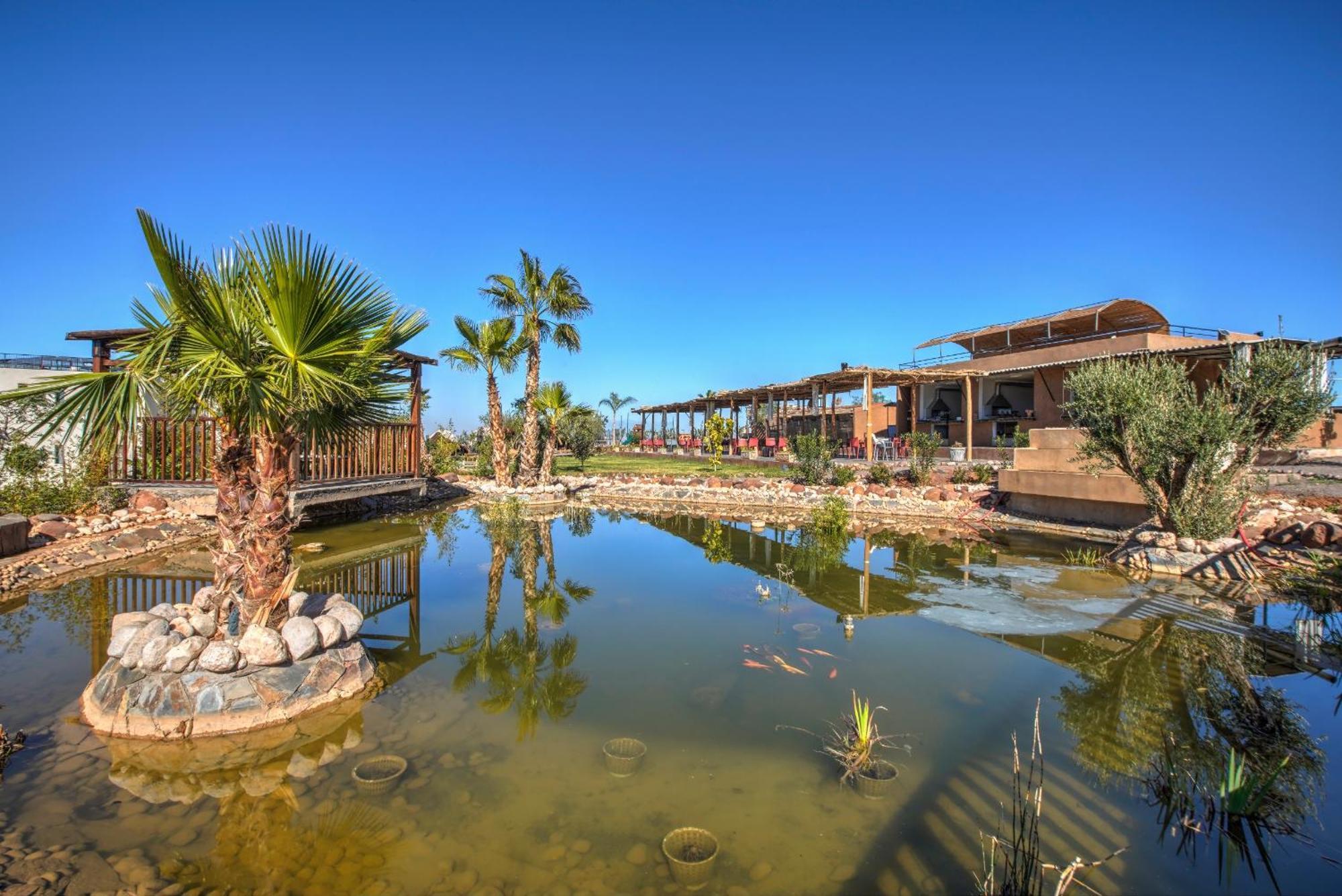 The Ranch Resort Таханут Екстериор снимка